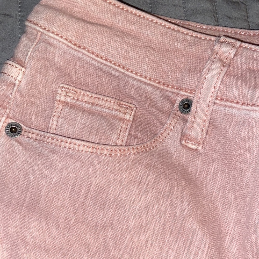 Pink Universal Thread Mid Rise Skinny Jeans - Picture 6 of 6